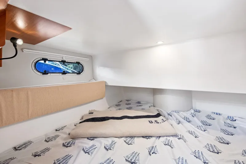 Wingman Yacht Photos Pics 