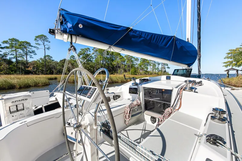 Wingman Yacht Photos Pics 