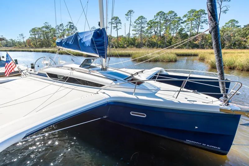 Wingman Yacht Photos Pics 