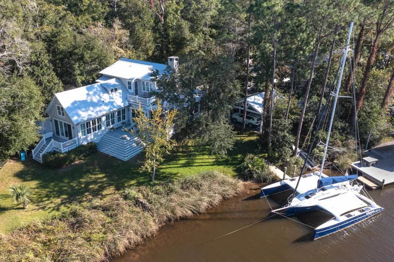 Wingman Yacht Photos Pics 