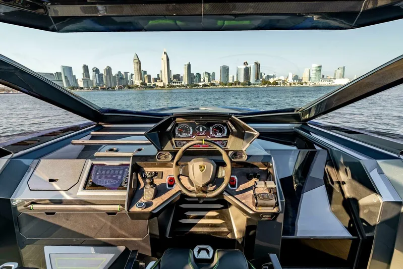 Aspen And Delilah Yacht Photos Pics 2023 Tecnomar 63 Lamborghini - Helm