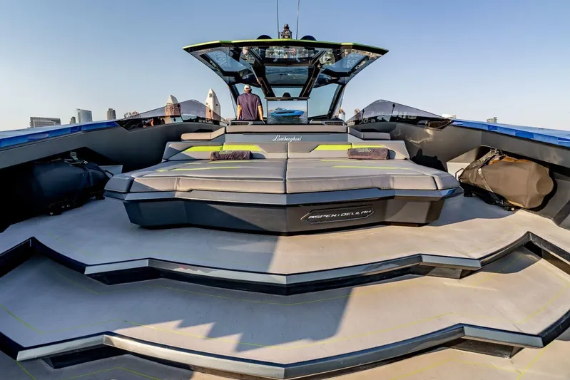 Aspen And Delilah Yacht Photos Pics 2023 Tecnomar 63 Lamborghini - Hull
