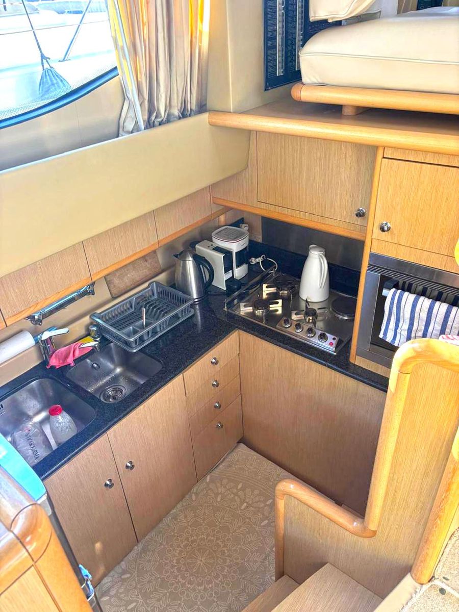 2005 Ferretti Yachts 53 