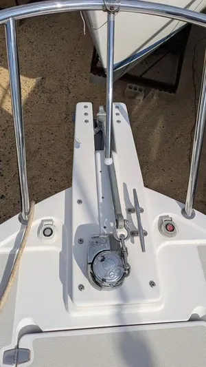  Yacht Photos Pics 2011 Back Cove 30 boat deck with anchor system and railing.