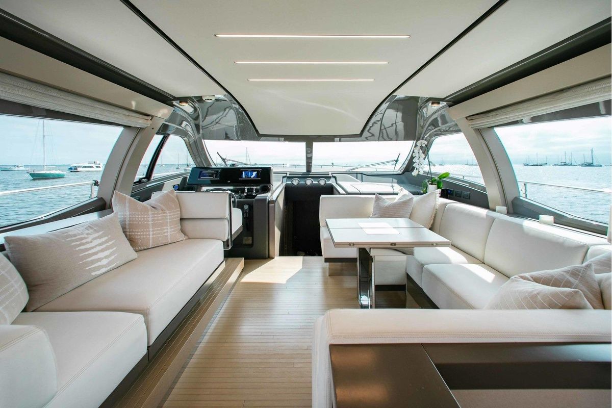 2018 Ferretti Yachts 55 