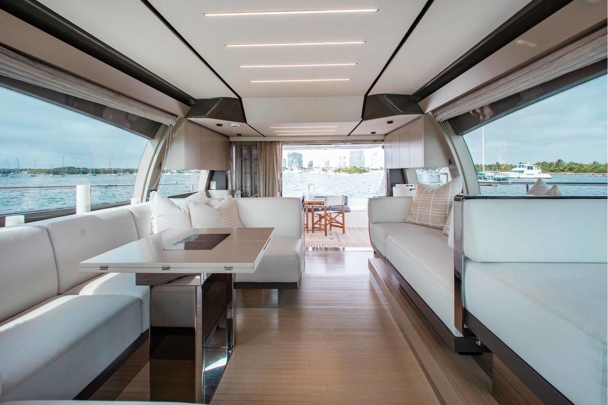 2018 Ferretti Yachts 55 