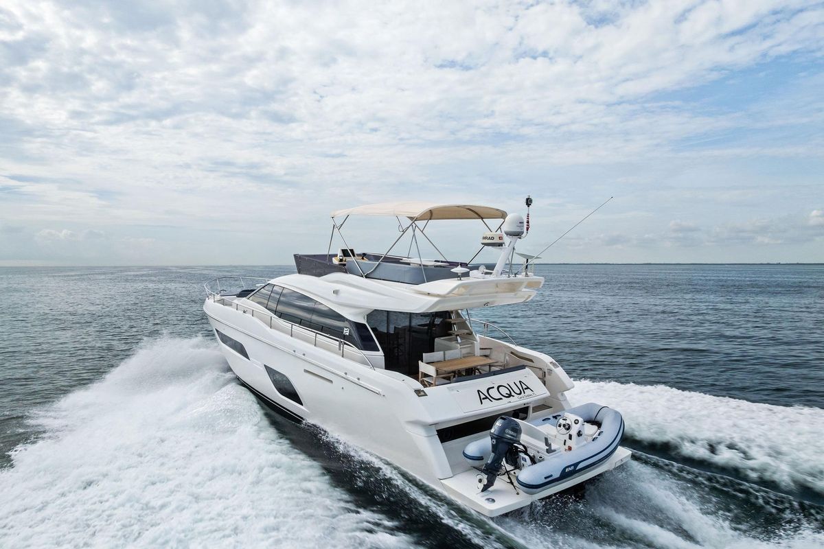 2018 Ferretti Yachts 55 