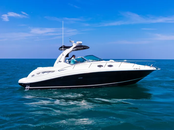 Well Hung Jury Yacht Photos Pics 