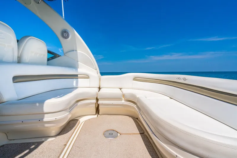 Well Hung Jury Yacht Photos Pics 