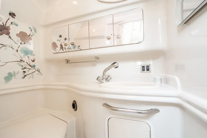 Well Hung Jury Yacht Photos Pics 