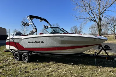 MasterCraft NXT-24