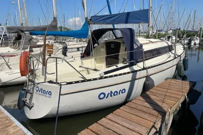 1977 Sturgeon 28