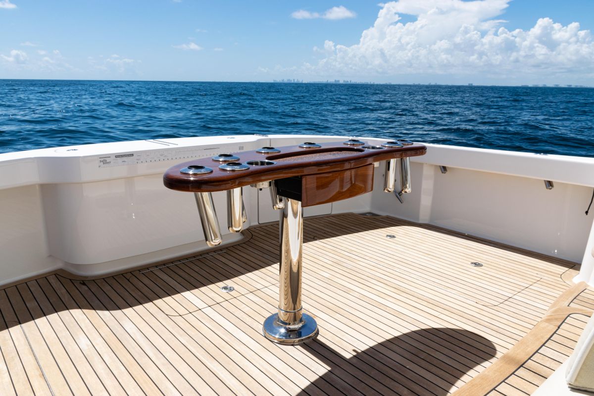 2019 Viking 44 