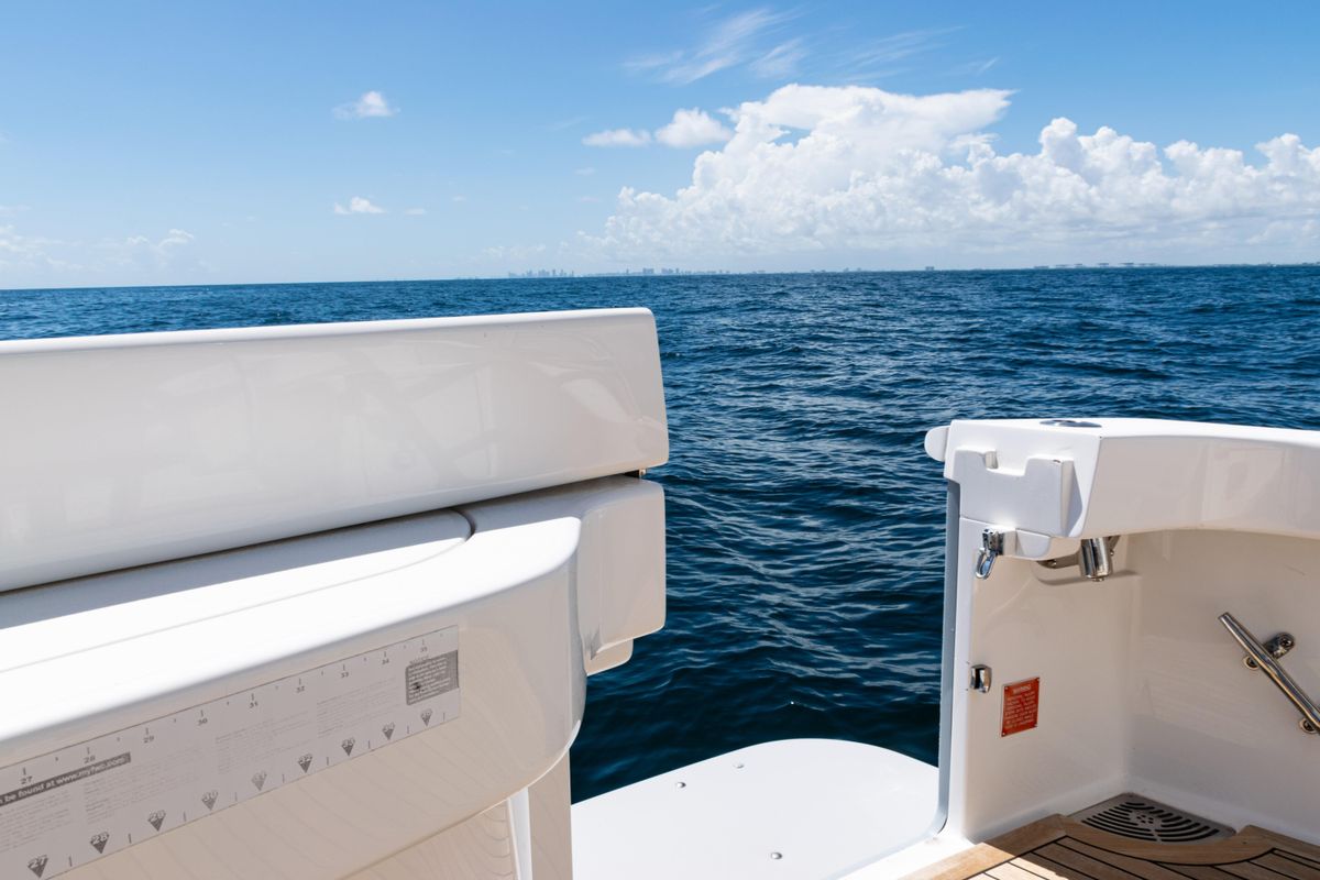 2019 Viking 44 