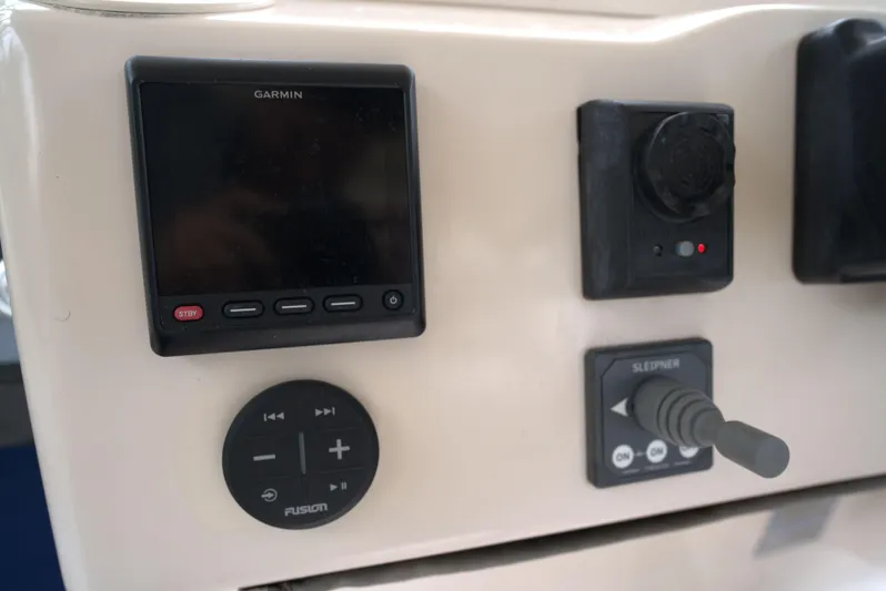  Yacht Photos Pics 2007 Grady-White Express 330 dashboard with Garmin display and control panel.