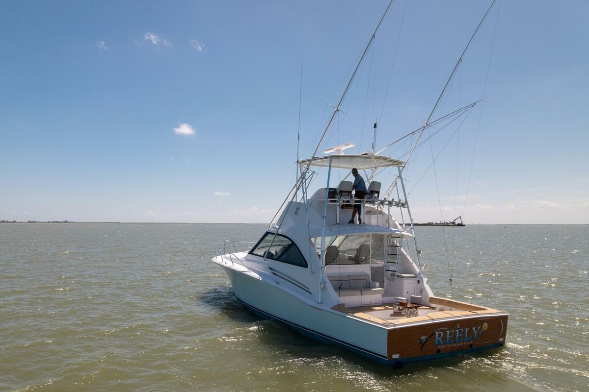 2018 Hatteras 44 