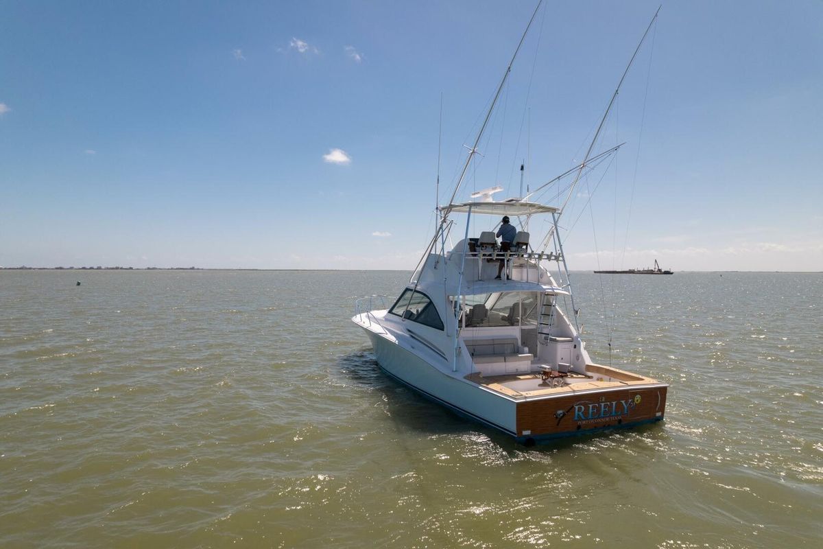 2018 Hatteras 44 