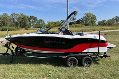 MasterCraft NXT-21