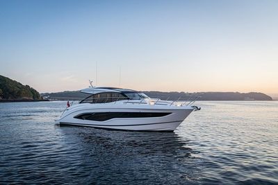 2023 Princess V55