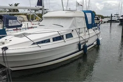 2000 Marex 280 Holiday