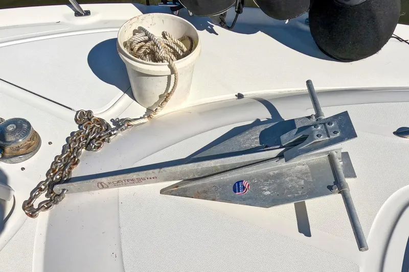 Still Waters Yacht Photos Pics Anchor and chain on 2007 Sea Ray 44 Sedan Bridge deck with rope bucket.