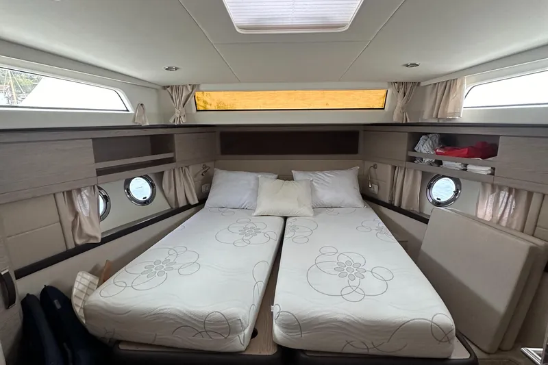 Bapur Yacht Photos Pics 