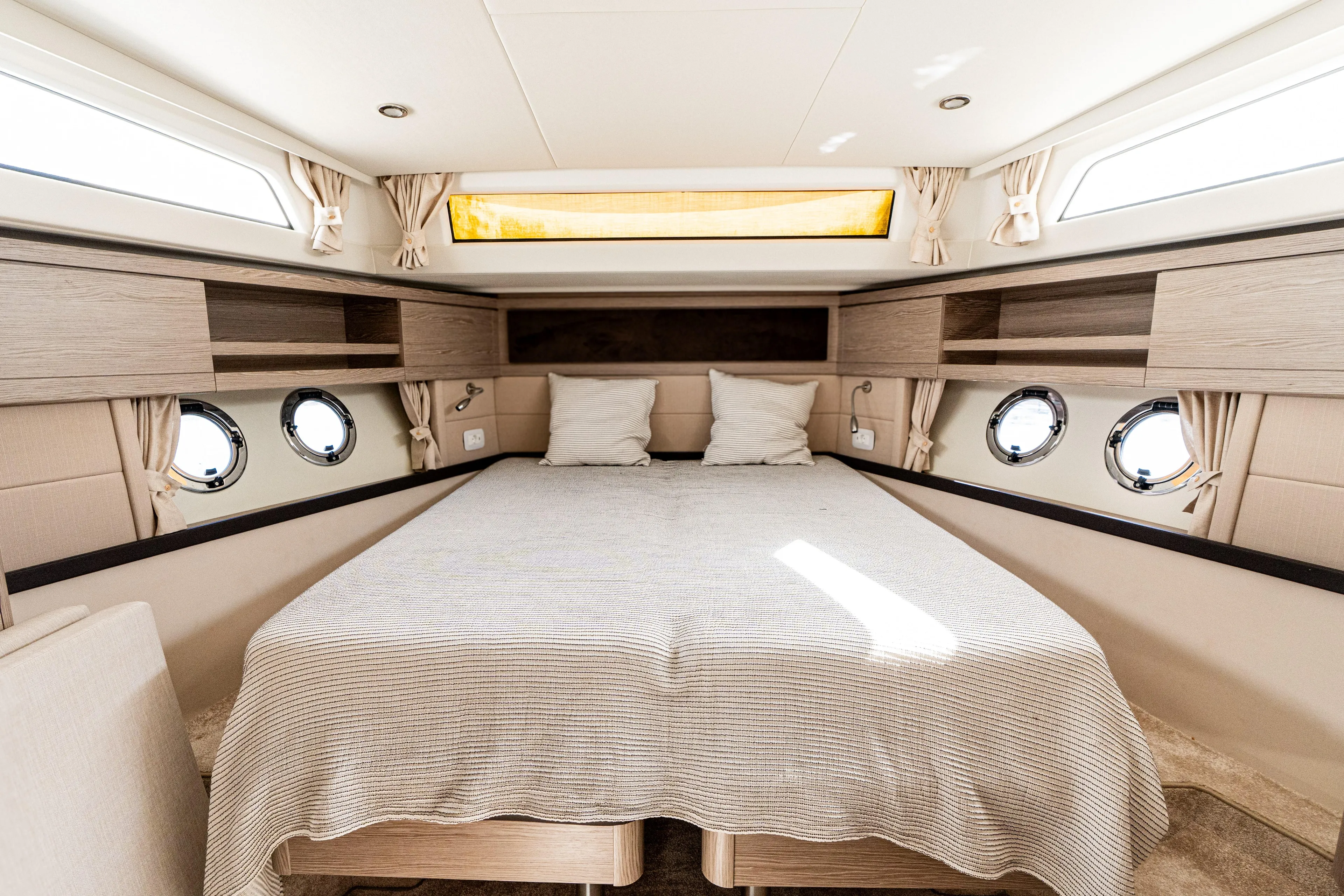 Bapur Yacht Photos Pics 