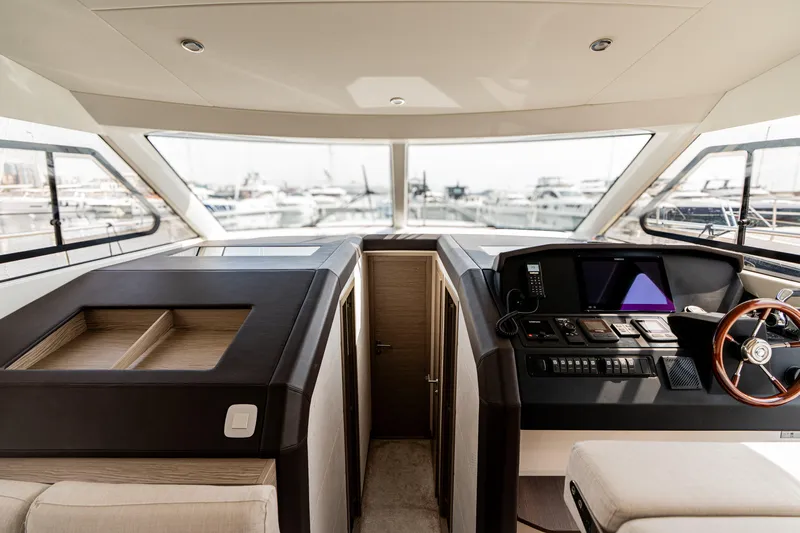 Bapur Yacht Photos Pics 