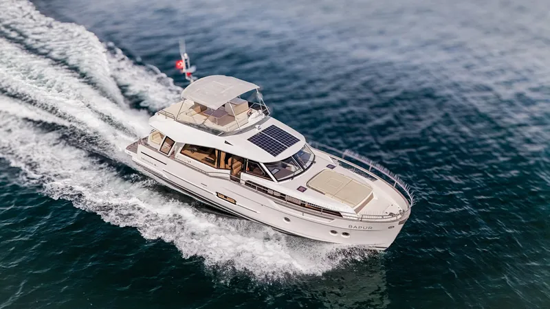 Bapur Yacht Photos Pics 