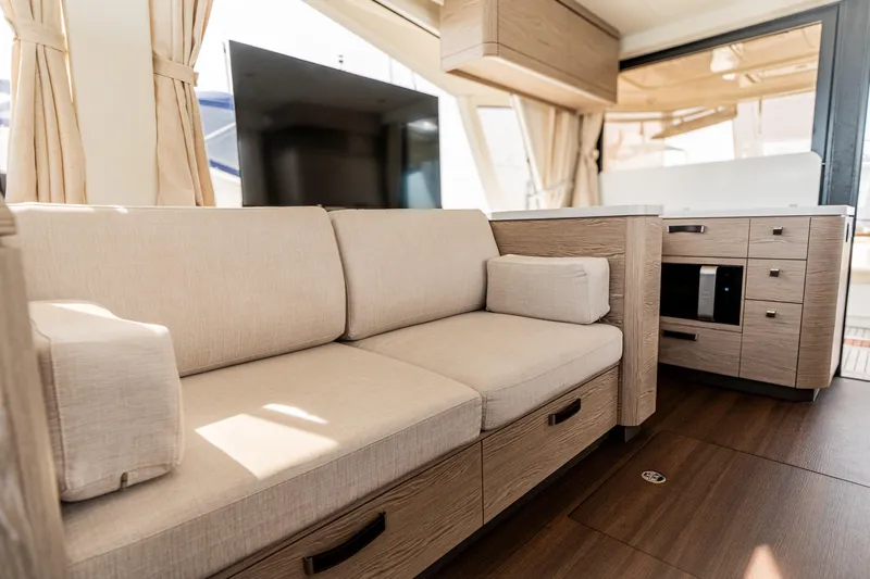 Bapur Yacht Photos Pics 