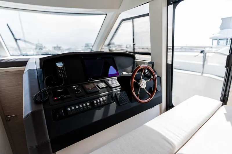 Bapur Yacht Photos Pics 