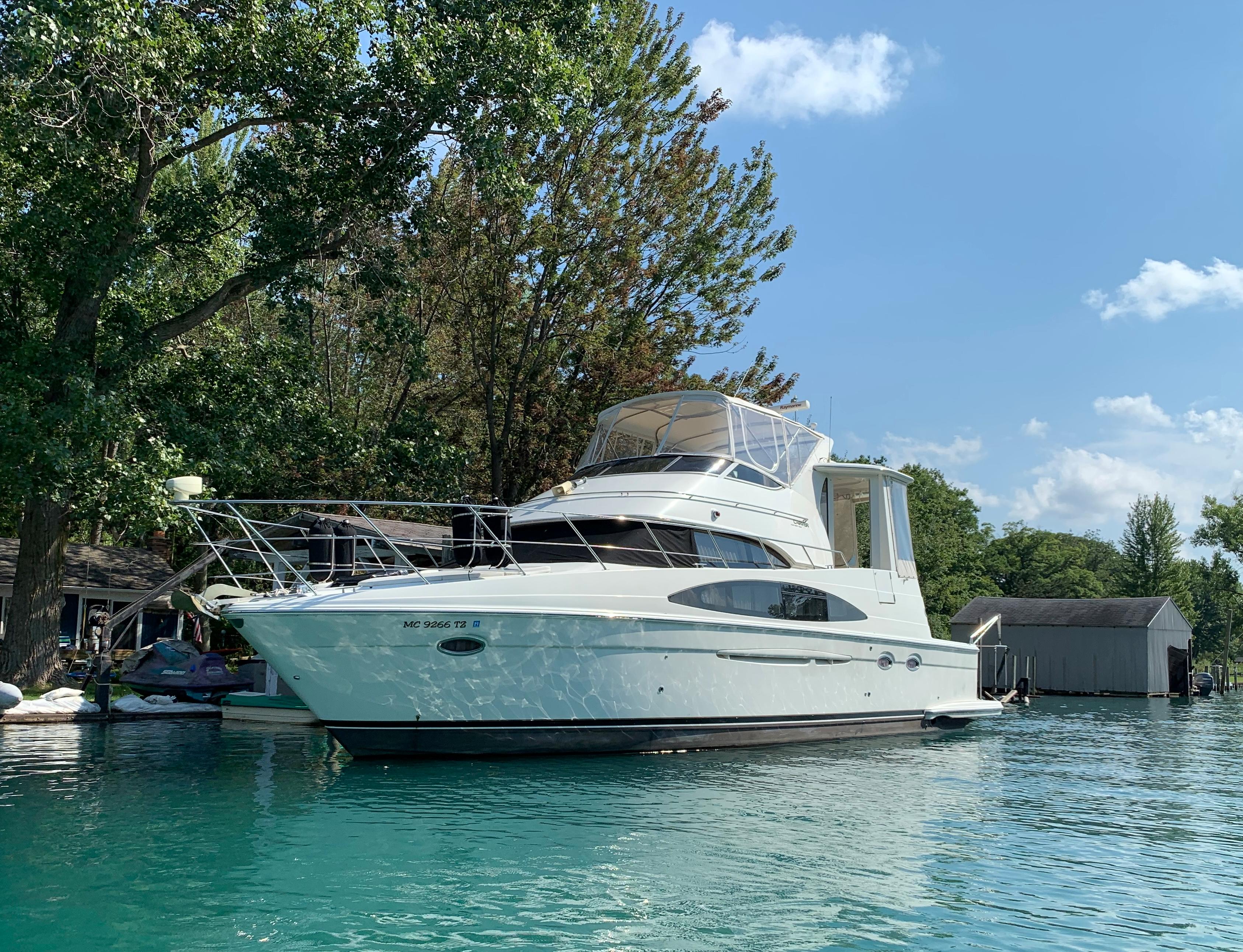 2004 Carver 444 Cockpit Motor Yacht Yachts à moteur à vendre - YachtWorld