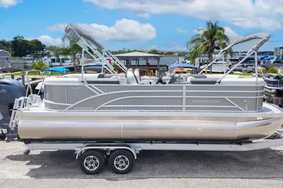 Bennington 22 SSR