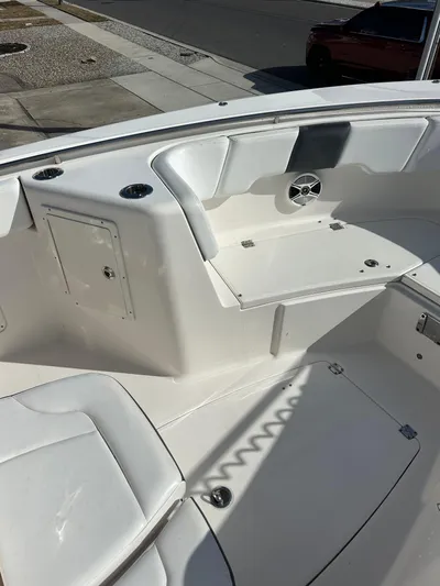 Full Circle Yacht Photos Pics 