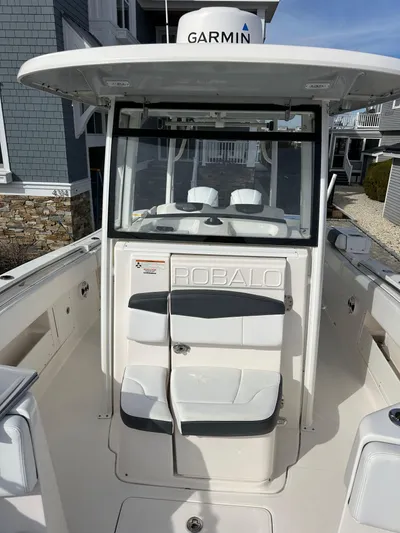 Full Circle Yacht Photos Pics 