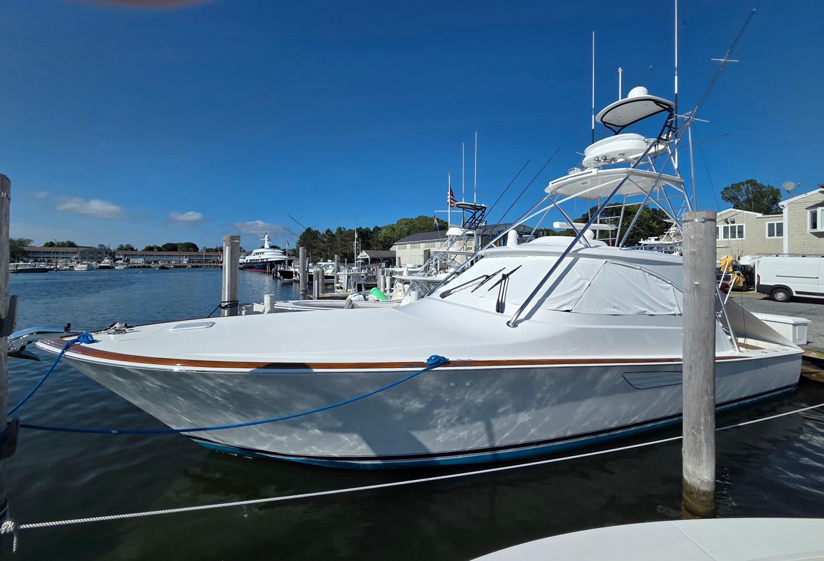 2024 Viking 48 