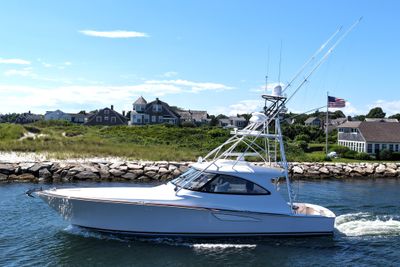 Yacht