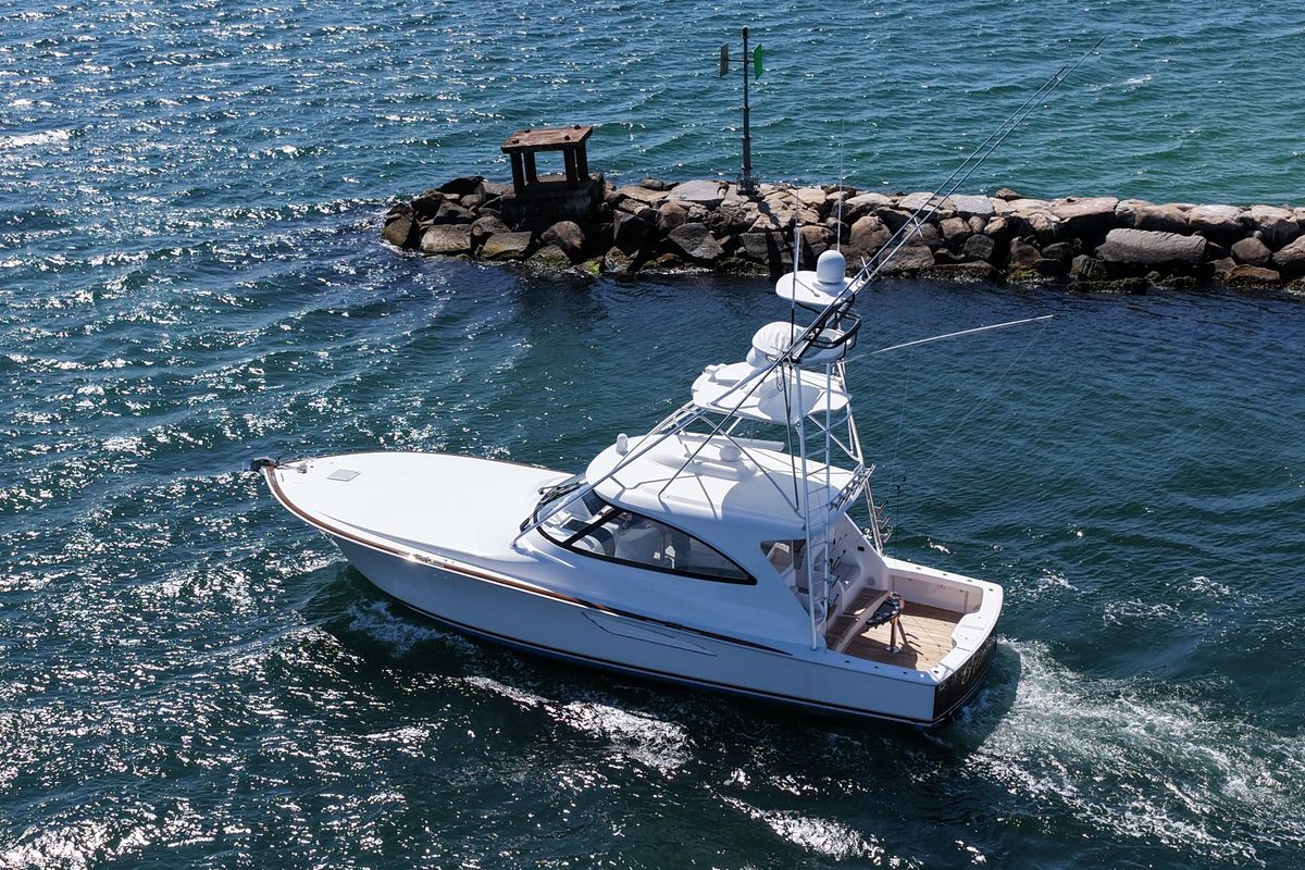 2024 Viking 48 
