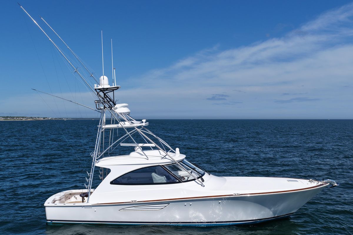 2024 Viking 48 