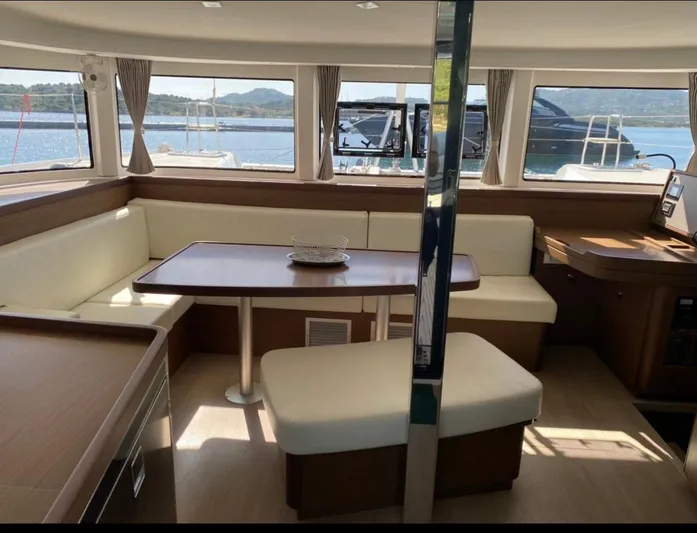  Yacht Photos Pics Lagoon 42