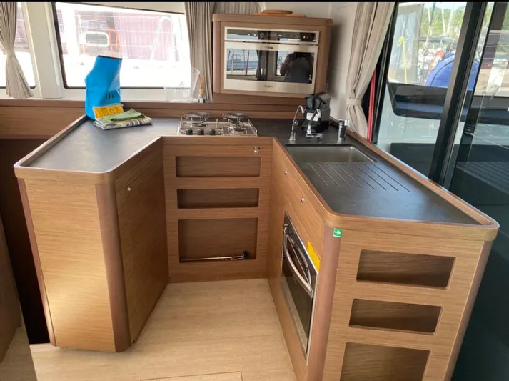  Yacht Photos Pics Lagoon 42