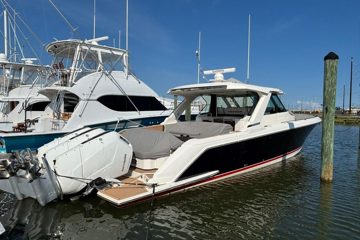 2024 Tiara Yachts 48 