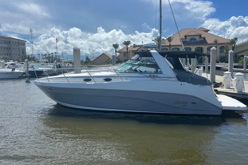 2006 Rinker 340 Fiesta Vee Cruiser for sale - YachtWorld
