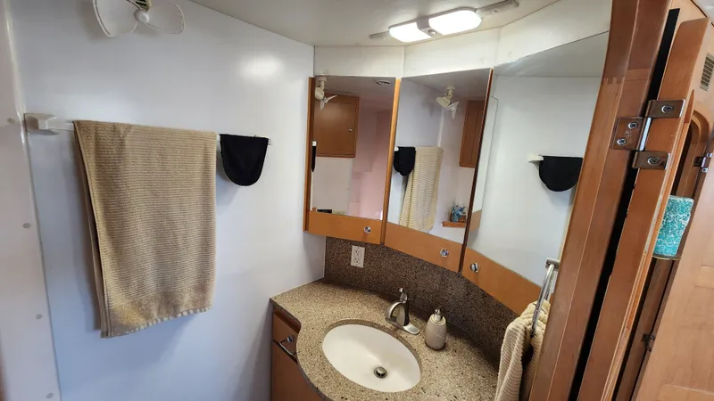 Gypsies Palace Yacht Photos Pics 