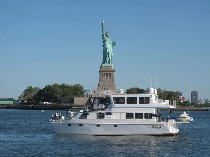 Gypsies Palace Yacht Photos Pics 