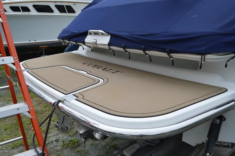 Neuve Yacht Photos Pics 