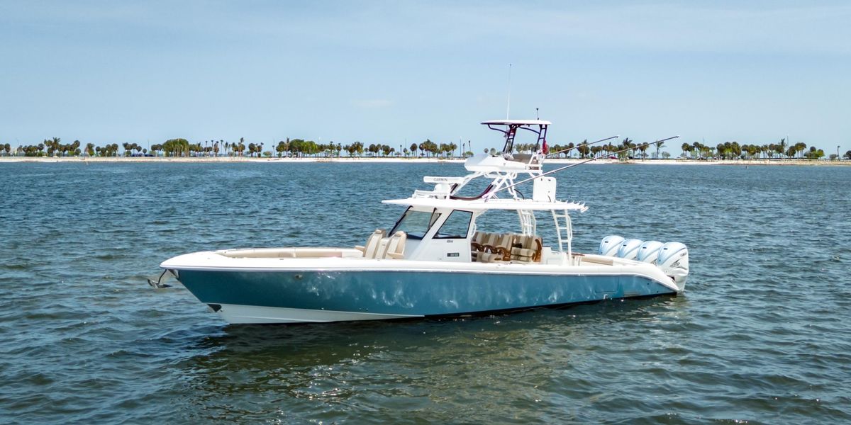 2020 Everglades 43 