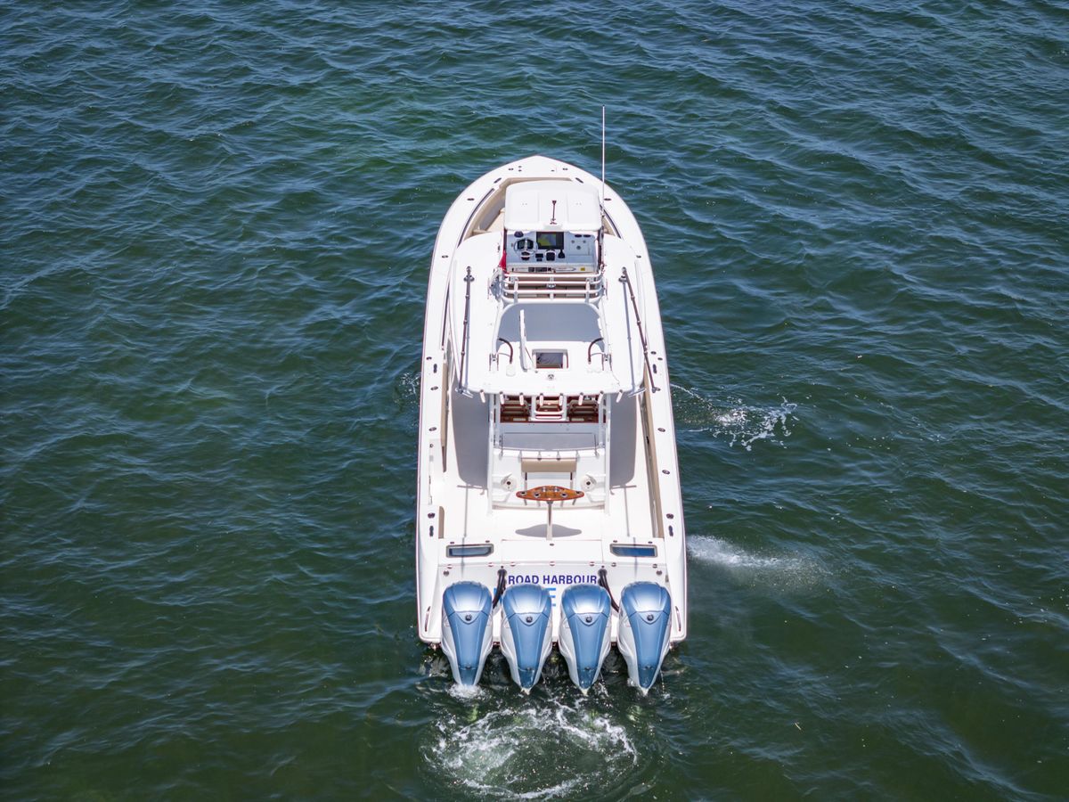 2020 Everglades 43 