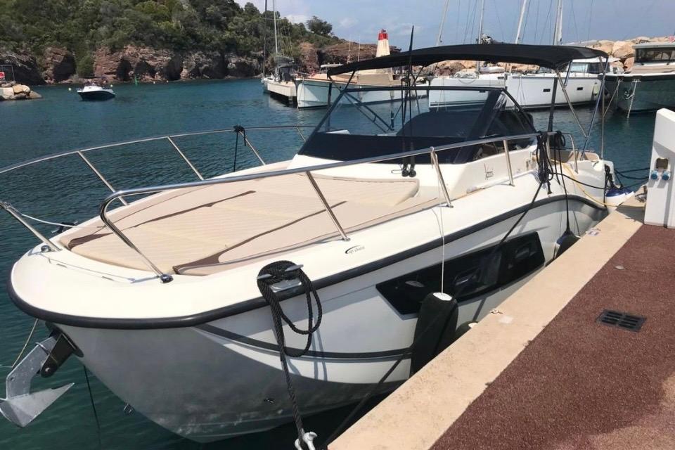 2020 Quicksilver Activ 875 Sundeck