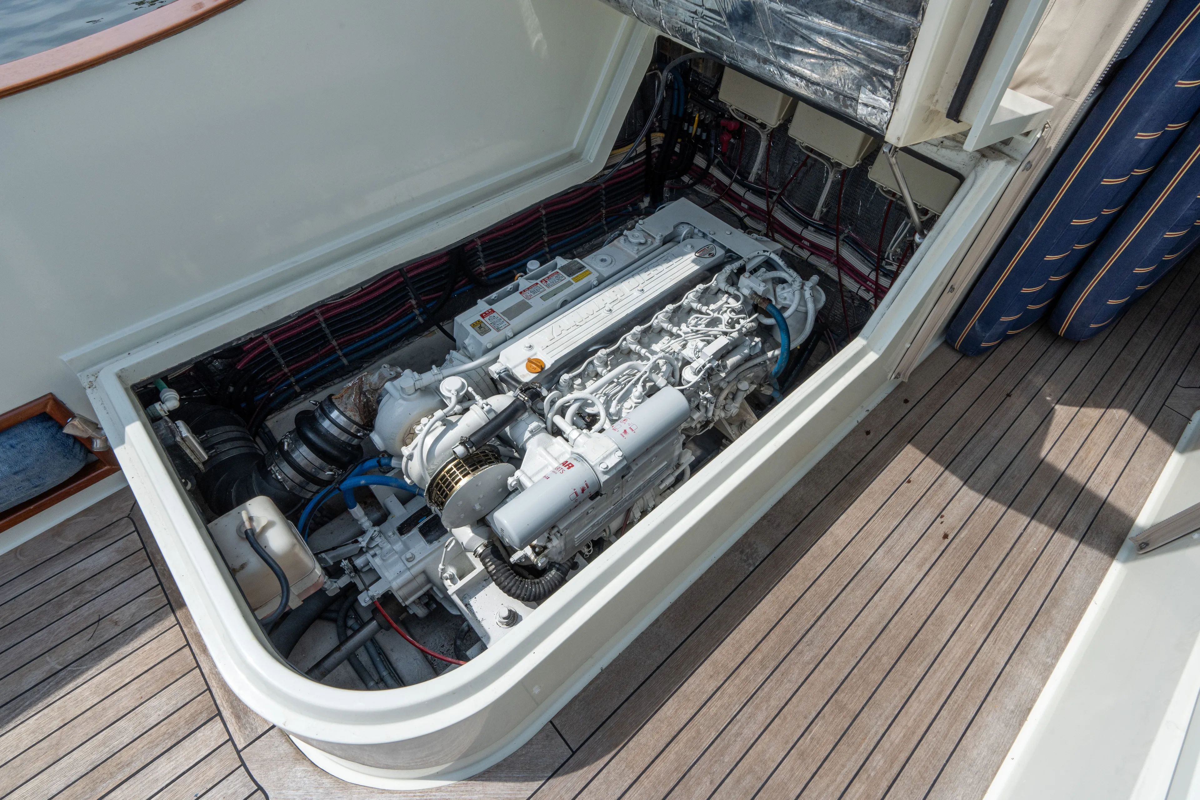 Beach Music Yacht Photos Pics 